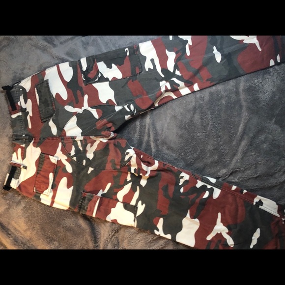 Red camo Rothco pants - Picture 4 of 4
